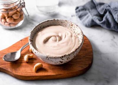 طرز تهیه سس بادام هندی خامه ای و لذیذ طرز تهیه سس بادام هندی خامه ای و لذیذ